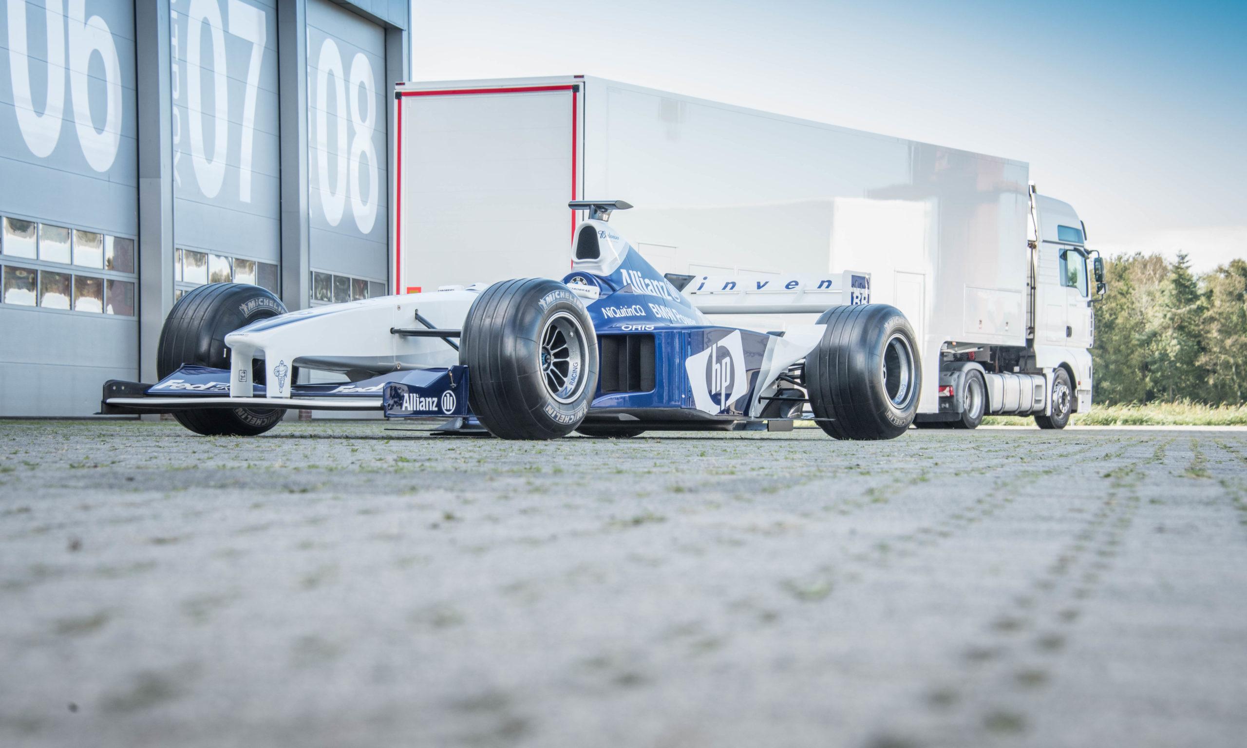 Race trailer car transport